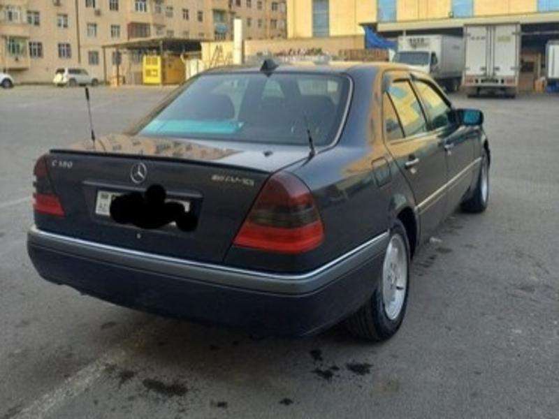 Mercedes C 180, 1995 il, 1.8 L, 296 800 km