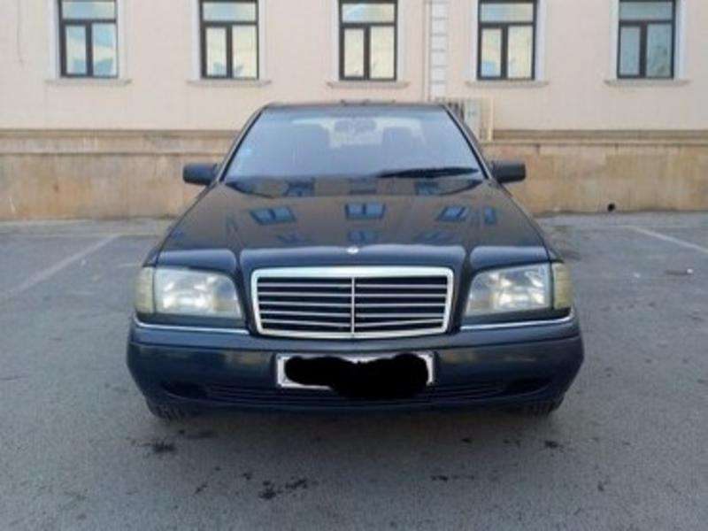 Mercedes C 180, 1995 il, 1.8 L, 296 800 km