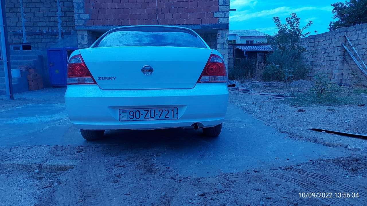 Nissan Sunny, 2011 il, 1.6 L, 200 000 km
