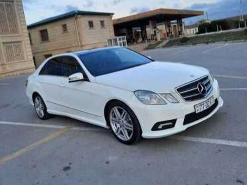 Mercedes E 200, 2011 il, 1.8 L, 158 000 km