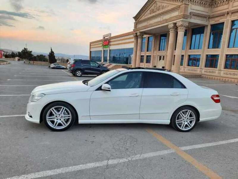 Mercedes E 200, 2011 il, 1.8 L, 158 000 km