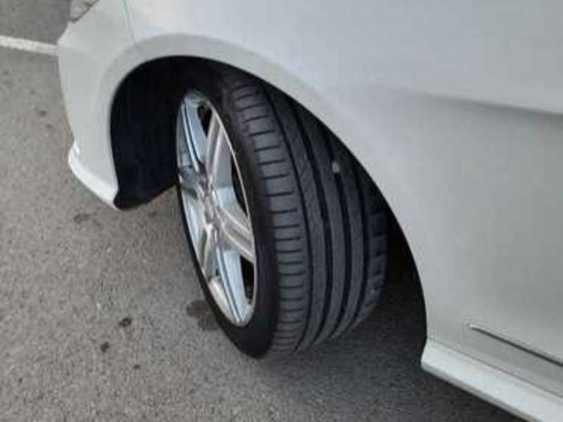 Mercedes E 200, 2011 il, 1.8 L, 158 000 km