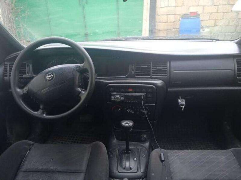 Opel Vectra, 1997 il, 2.5 L, 305 000 km
