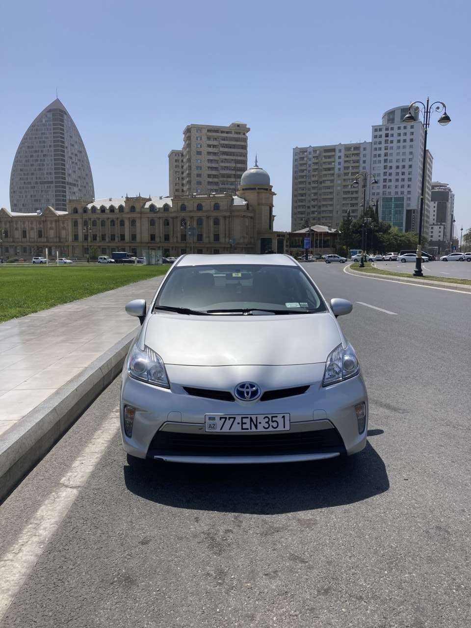 Toyota Prius, 2012 il, 1.8 L, 300 000 km