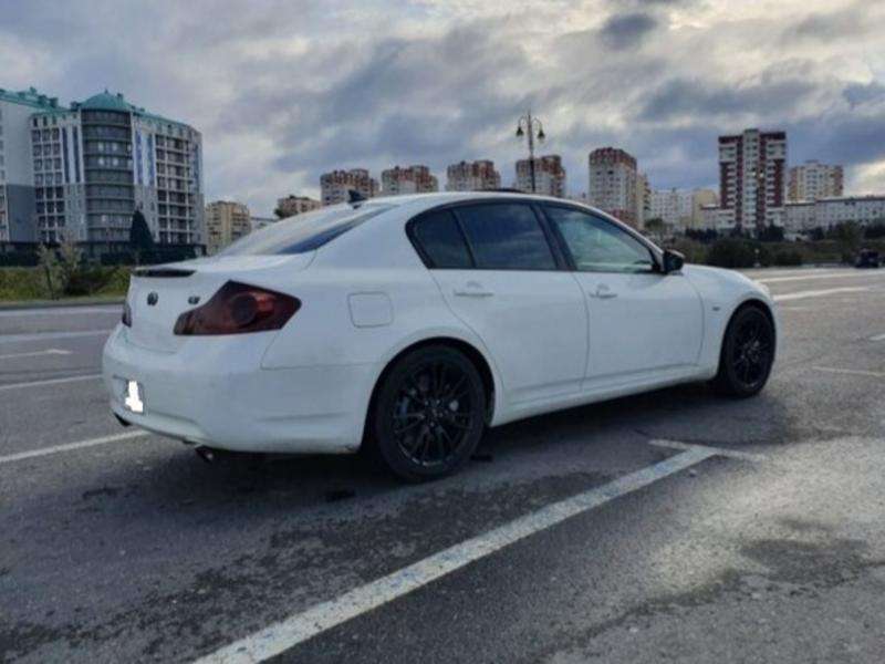 Infiniti G37, 2008 il, 3.7 L, 147 000 km