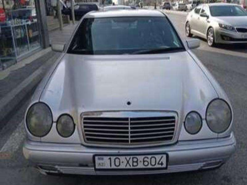 Mercedes E 220, 1996 il, 2.2 L, 610 000 km