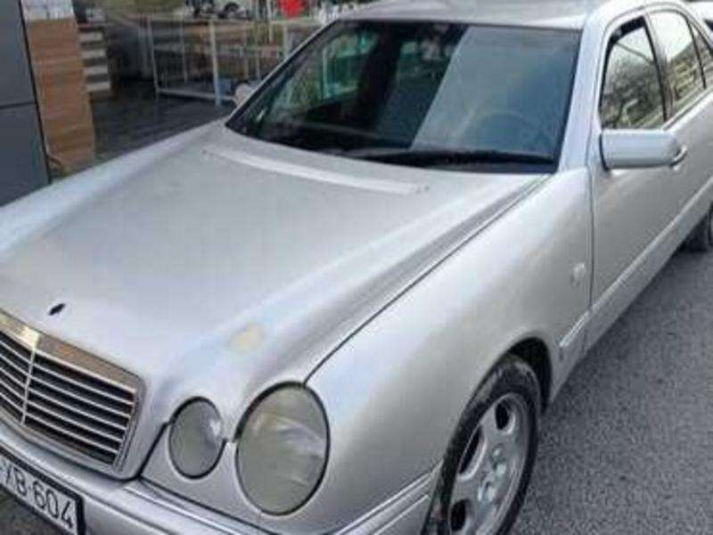 Mercedes E 220, 1996 il, 2.2 L, 610 000 km