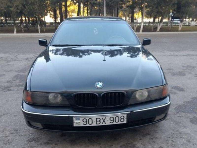 BMW 528, 1996 il, 2.8 L, 250 000 km