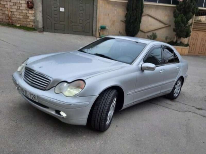 Mercedes C 240, 2000 il, 2.6 L, 256 489 km