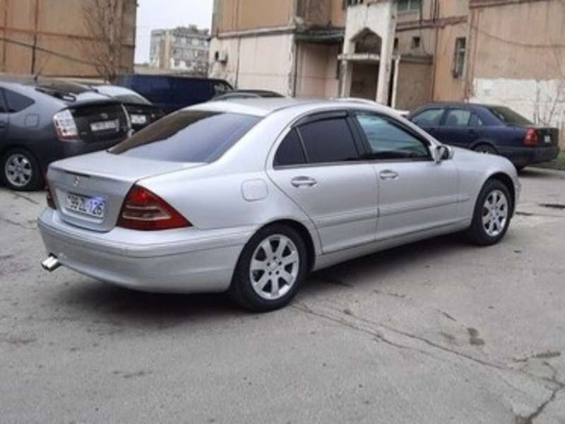 Mercedes C 240, 2000 il, 2.6 L, 256 489 km