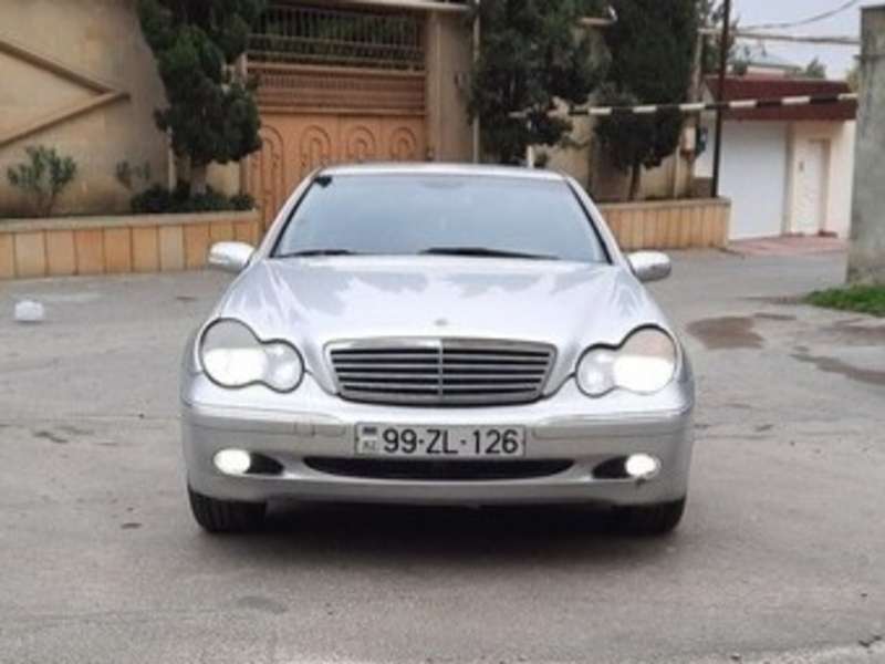Mercedes C 240, 2000 il, 2.6 L, 256 489 km