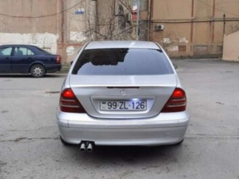Mercedes C 240, 2000 il, 2.6 L, 256 489 km
