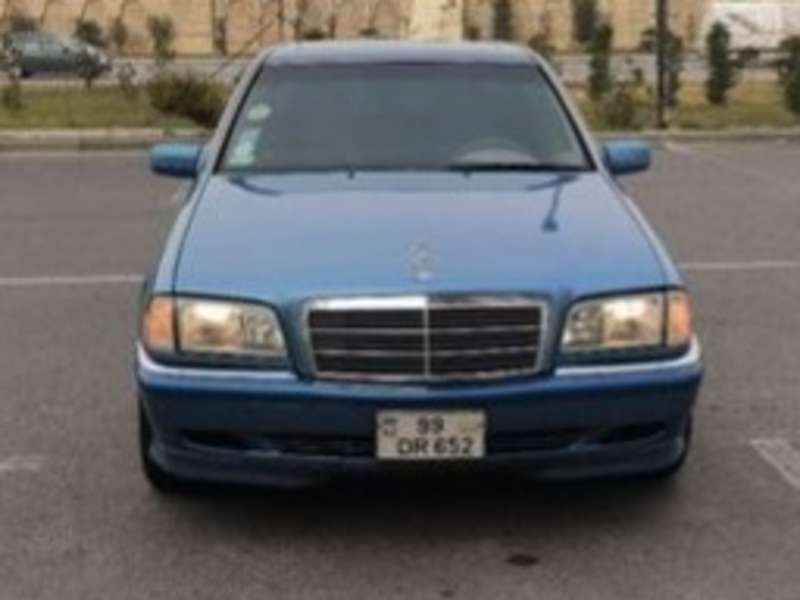 Mercedes C 230, 1999 il, 2.3 L, 236 000 km