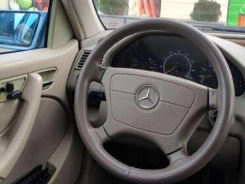 Mercedes C 230, 1999 il, 2.3 L, 236 000 km