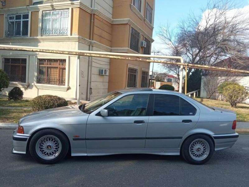 BMW 320, 1996 il, 2.0 L, 398 000 km