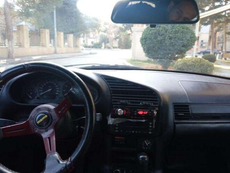BMW 320, 1996 il, 2.0 L, 398 000 km