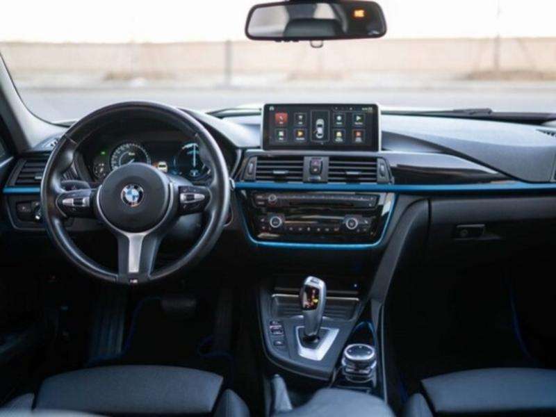 BMW 328, 2014 il, 2.0 L, 133 000 km