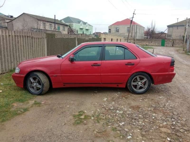 Mercedes C 180, 1995 il, 1.8 L, 431 000 km