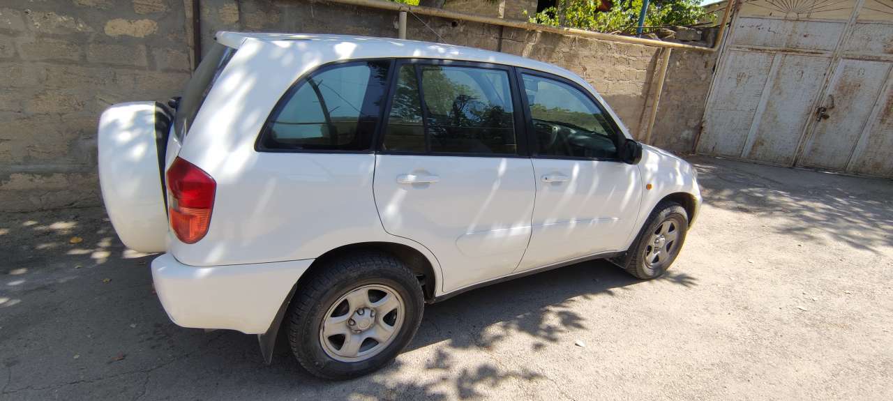 Toyota RAV4, 2001 il, 2.0 L, 167 500 km