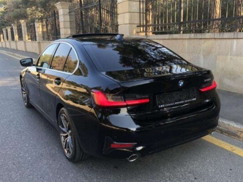 BMW 330, 2020 il, 2.0 L, 19 500 km