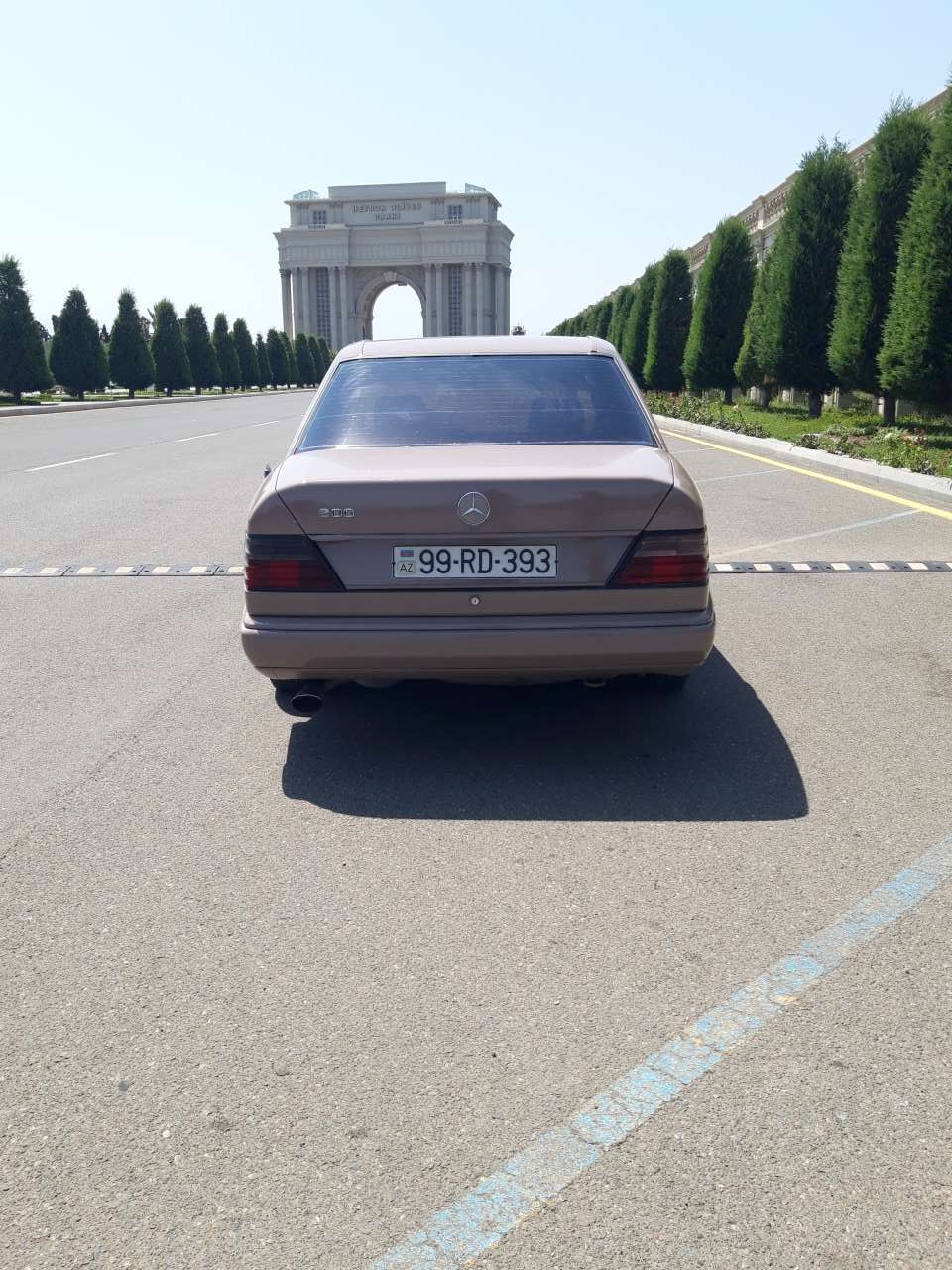 Mercedes E 200, 1987 il, 2.0 L, 365 689 km
