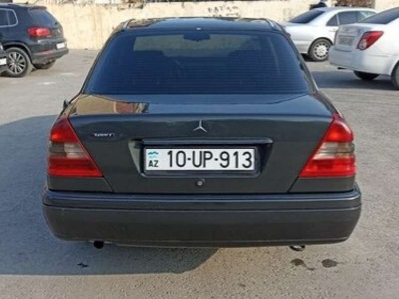 Mercedes C 180, 1995 il, 1.8 L, 300 000 km