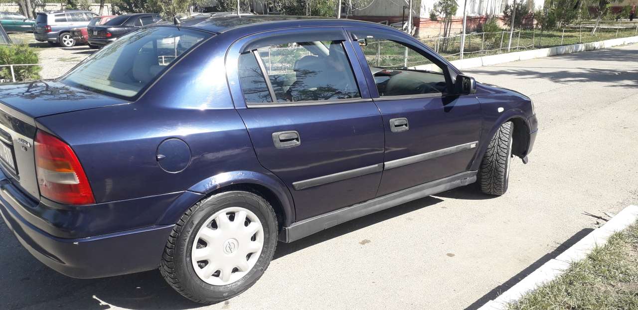 Opel Astra, 2001 il, 1.6 L, 400 000 km
