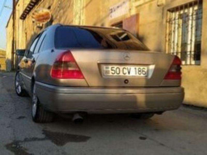 Mercedes C 180, 1996 il, 1.8 L, 300 000 km