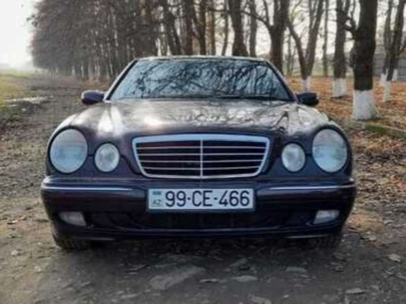 Mercedes E 240, 1999 il, 2.4 L, 306 886 km
