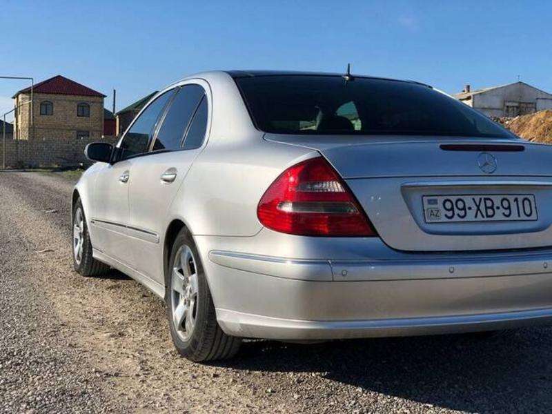 Mercedes E 260, 2003 il, 2.6 L, 270 000 km