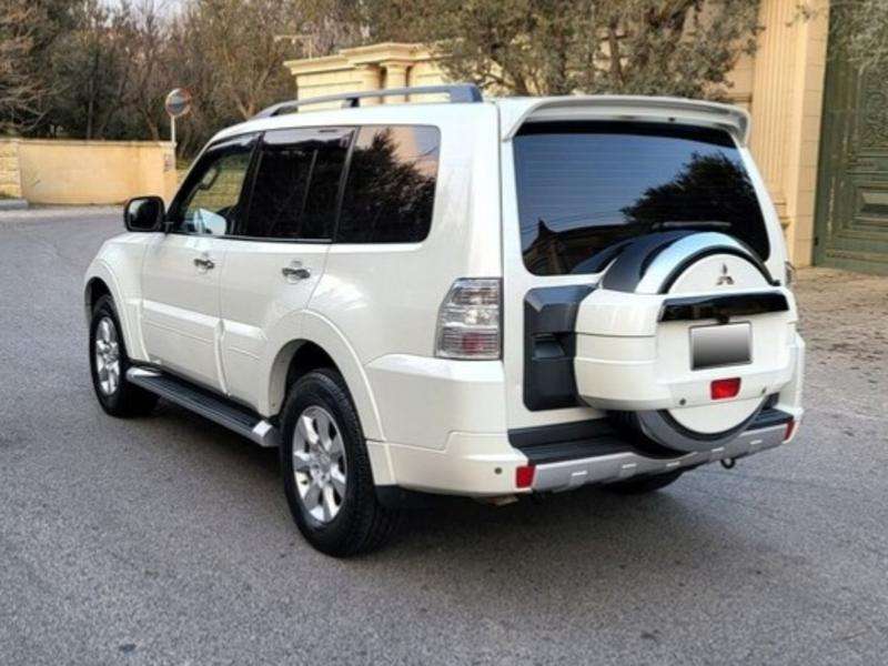 Mitsubishi Pajero, 2011 il, 3.5 L, 110 700 km
