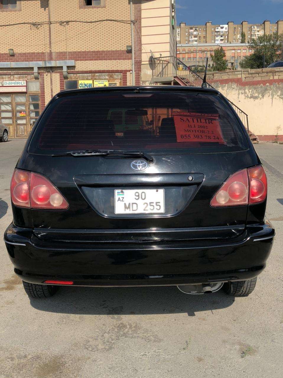 Toyota Harrier, 2002 il, 2.2 L, 303 000 km