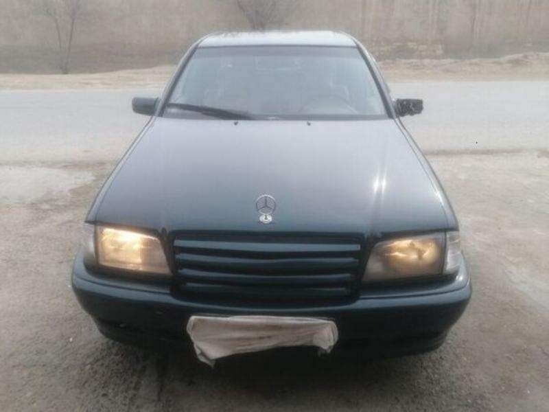 Mercedes C 180, 1996 il, 1.8 L, 618 000 km