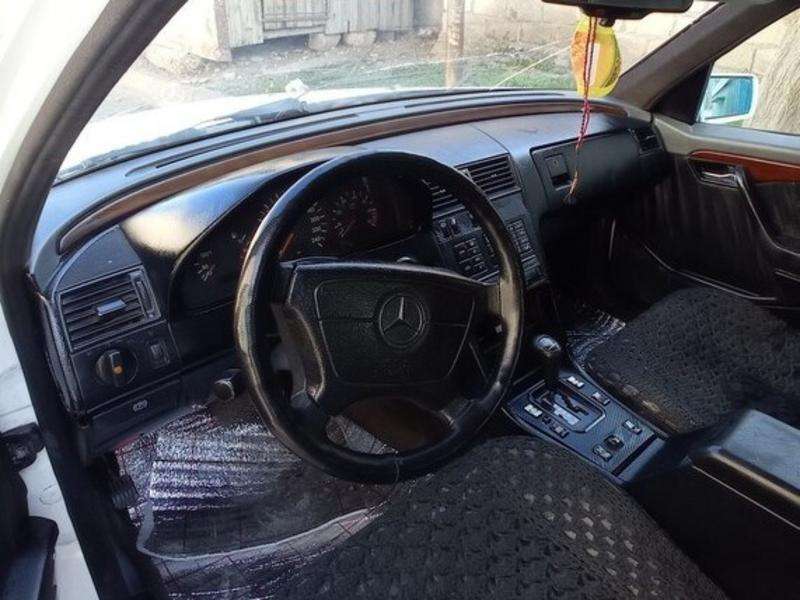 Mercedes C 180, 1996 il, 1.8 L, 150 000 km