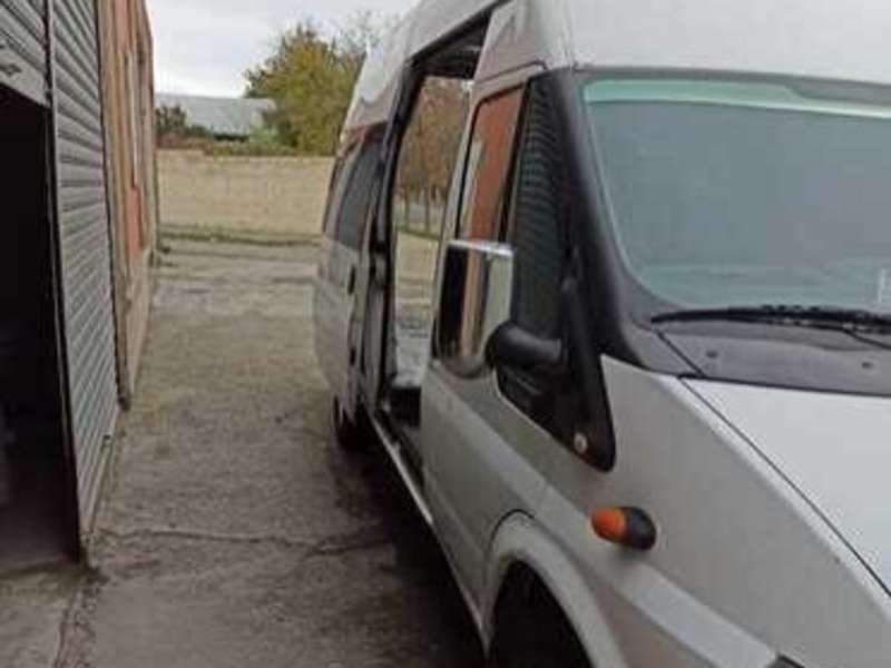 Ford Transit, 2004 il, 2.4 L, 250 000 km