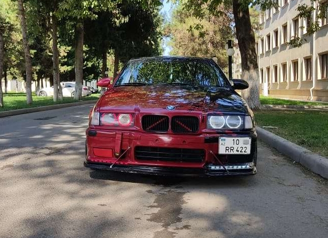 BMW 320, 1994 il, 2.0 L, 269 999 km