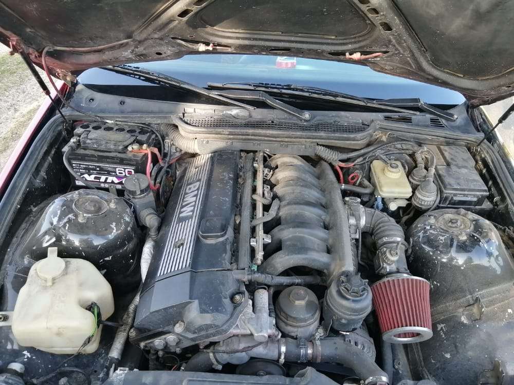 BMW 320, 1994 il, 2.0 L, 269 999 km