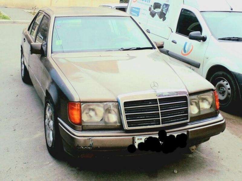 Mercedes E 230, 1990 il, 2.3 L, 225 000 km