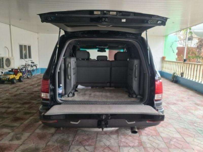 Lexus LX 470, 2007 il, 4.7 L, 205 418 km