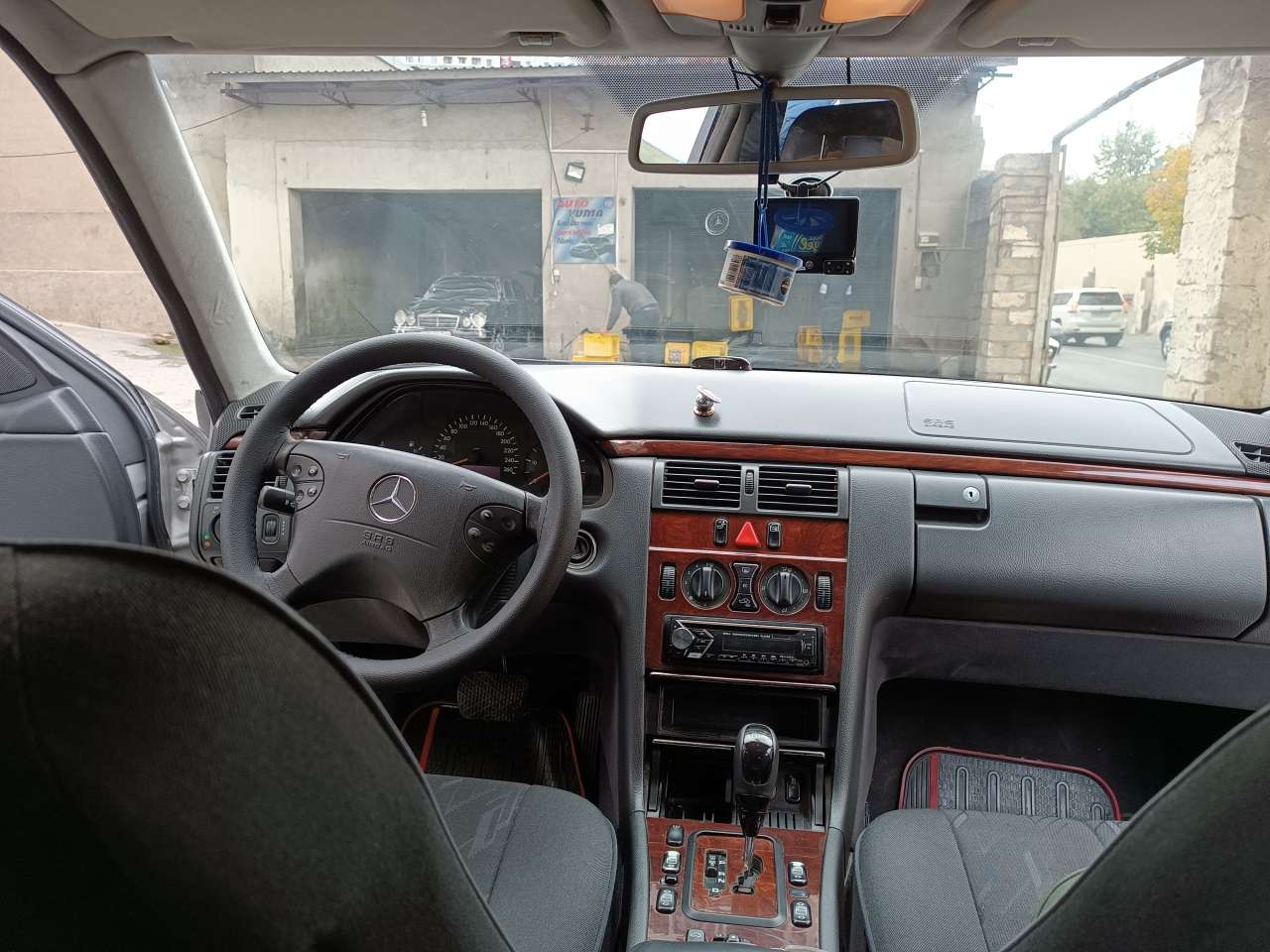 Mercedes E 270, 2000 il, 2.7 L, 442 785 km