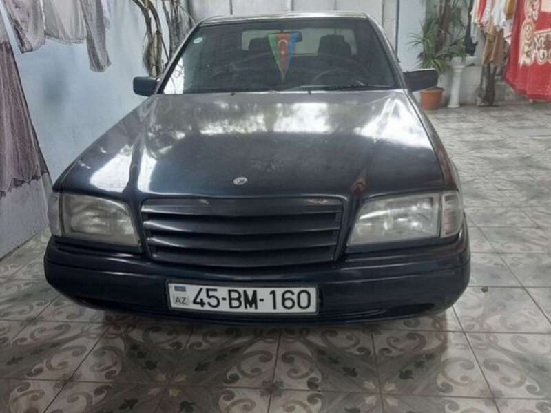Mercedes C 180, 1996 il, 1.8 L, 274 560 km