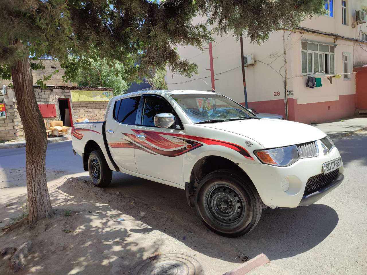 Mitsubishi L200, 2007 il, 2.5 L, 350 000 km