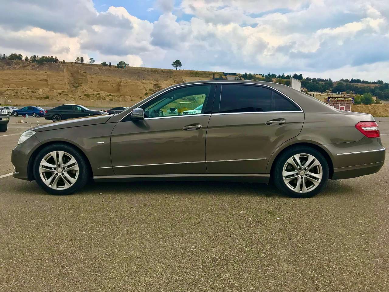 Mercedes E 220, 2010 il, 2.2 L, 290 000 km