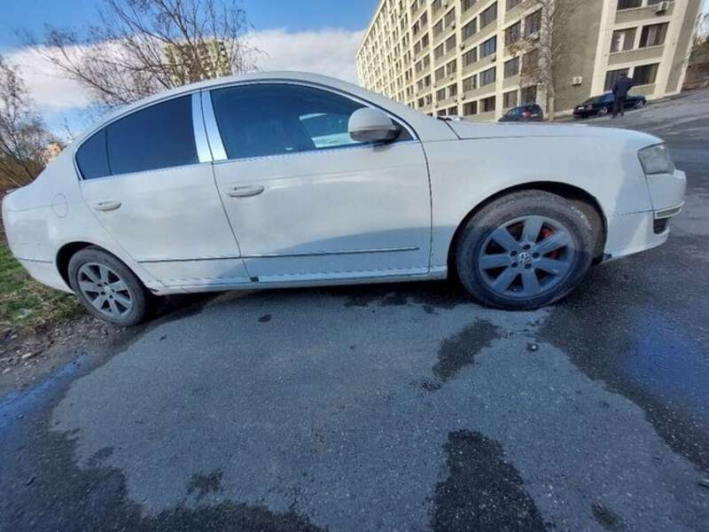 Volkswagen Passat, 2005 il, 2.0 L, 214 300 km