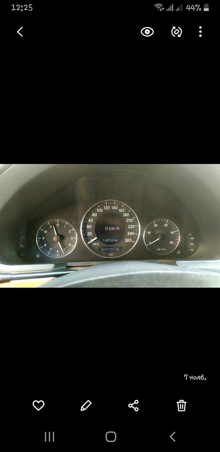 Mercedes E 220, 2004 il, 2.2 L, 206 390 km