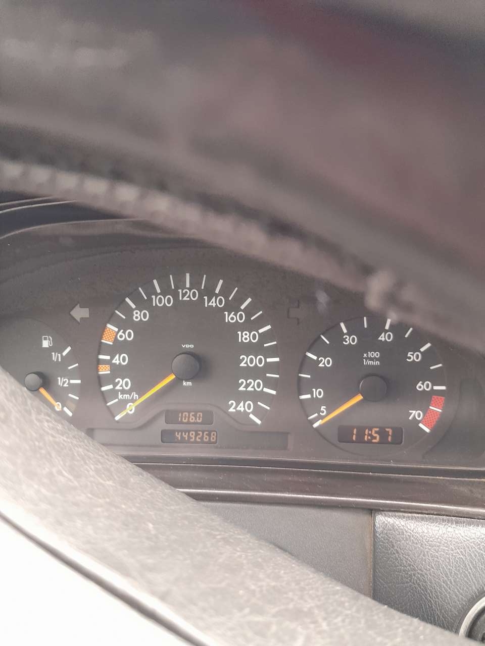 Mercedes E 230, 1997 il, 2.3 L, 449 268 km