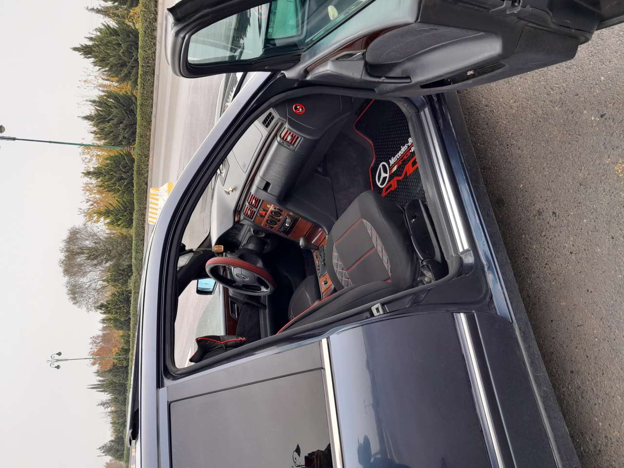 Mercedes E 230, 1997 il, 2.3 L, 449 268 km
