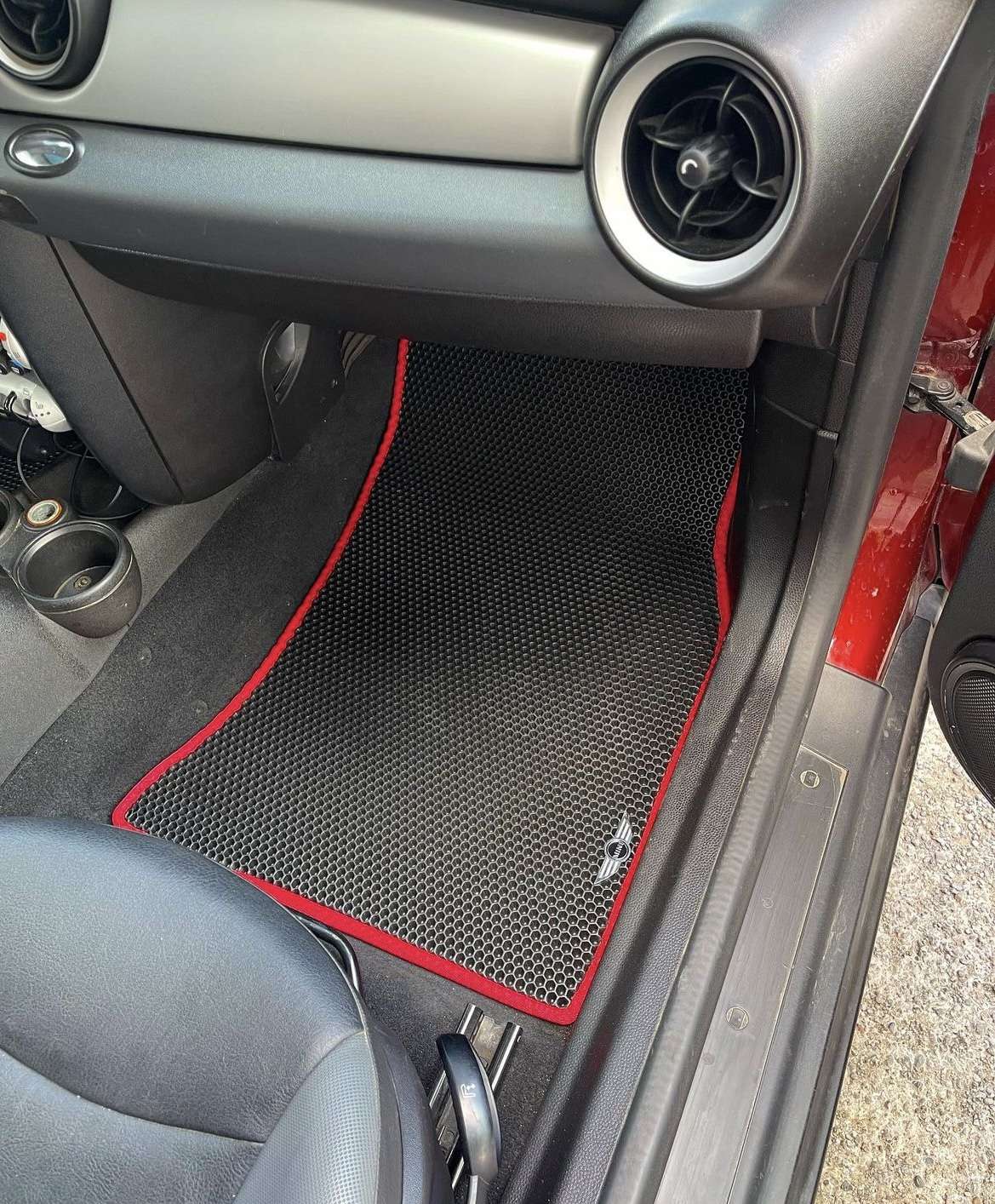 Mini Cooper, 2008 il, 1.6 L, 293 000 km