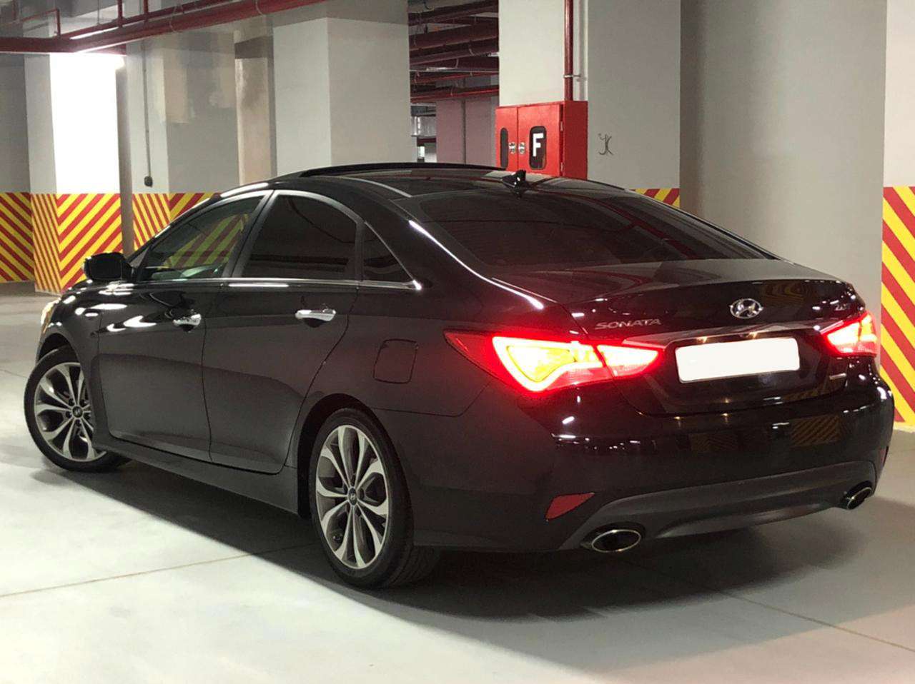 Hyundai Sonata, 2014 il, 2.0 L, 178 000 km