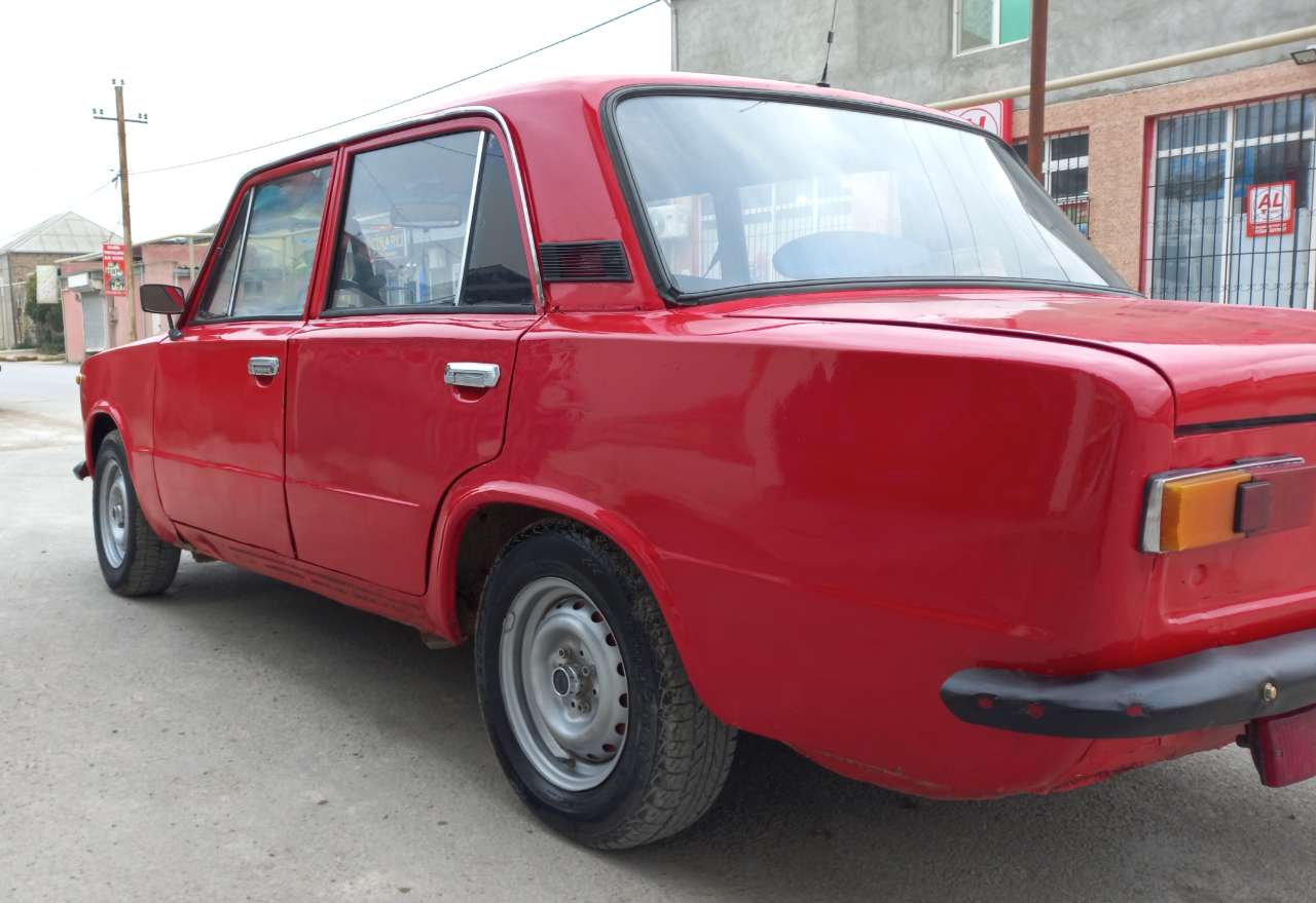 LADA (VAZ) 21011, 1980 il, 0.1 L, 1 111 km